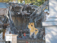 White House Sued by Historic Preservation Group Over Ballroom Plans